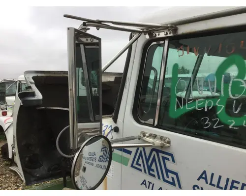 WHITE VOLVO WAH Door Mirror