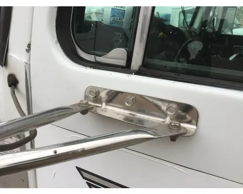 WHITE VOLVO WAH Door Mirror