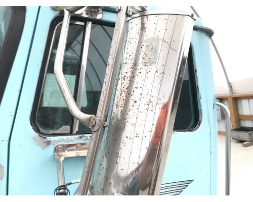 WHITE VOLVO WAH Door Mirror