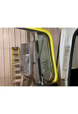 WHITE VOLVO WAH Door Vent Glass, Front