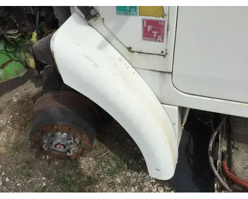 WHITE VOLVO WAH Fender