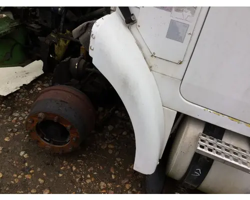 WHITE VOLVO WAH Fender