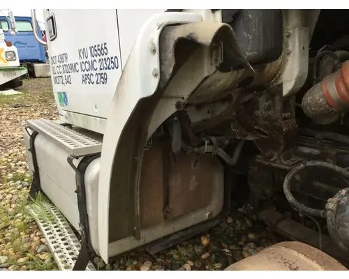 WHITE VOLVO WAH Fender