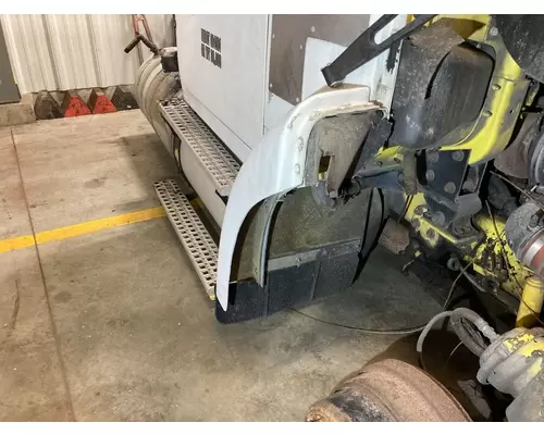WHITE VOLVO WAH Fender
