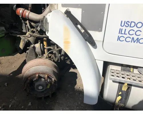 WHITE VOLVO WAH Fender