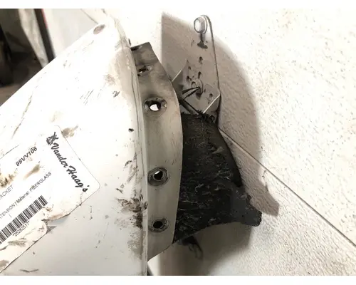 WHITE VOLVO WAH Fender