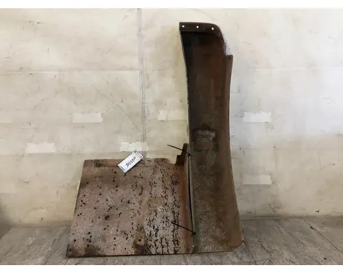 WHITE VOLVO WAH Fender