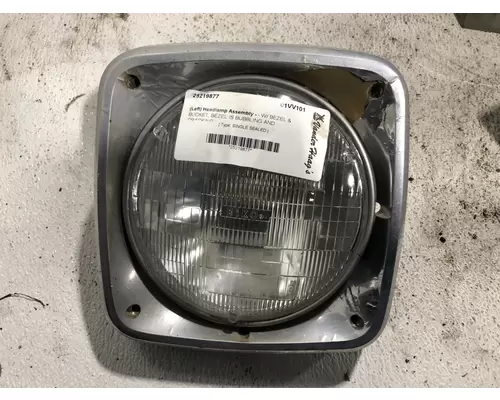 WHITE VOLVO WAH Headlamp Assembly