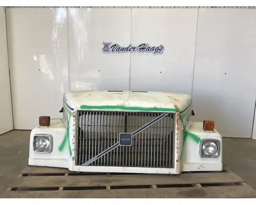 WHITE VOLVO WAH Hood
