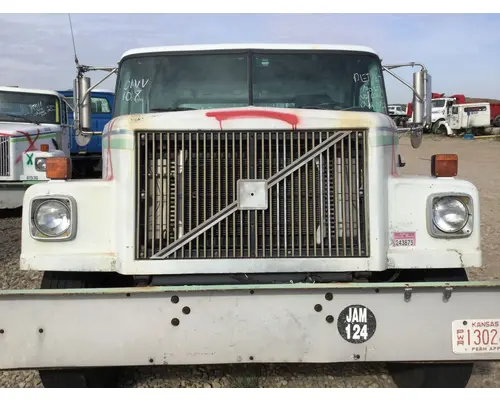 WHITE VOLVO WAH Hood