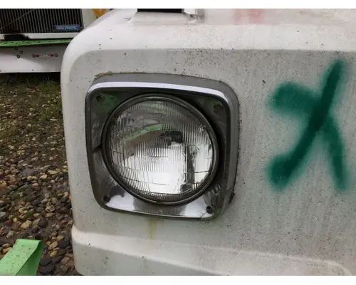 WHITE VOLVO WAH Hood