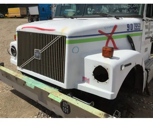 WHITE VOLVO WAH Hood