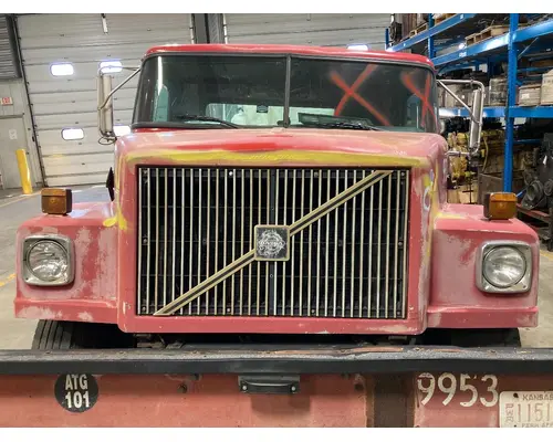 WHITE VOLVO WAH Hood