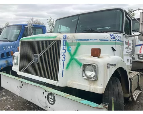 WHITE VOLVO WAH Hood