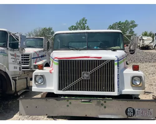 WHITE VOLVO WAH Hood