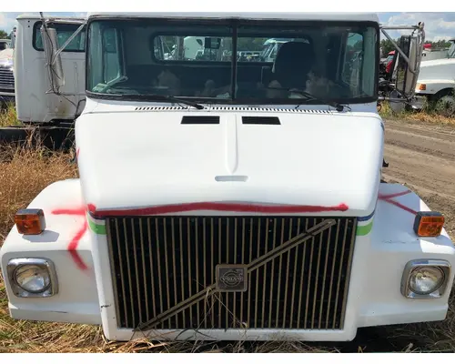 WHITE VOLVO WAH Hood