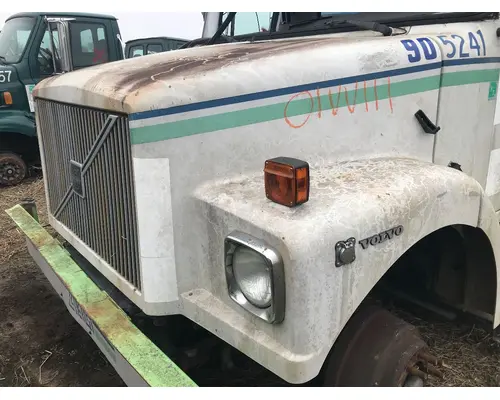 WHITE VOLVO WAH Hood