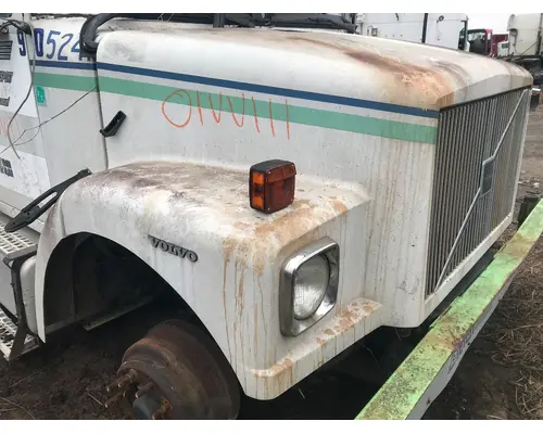 WHITE VOLVO WAH Hood