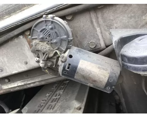 WHITE VOLVO WAH Wiper Motor, Windshield