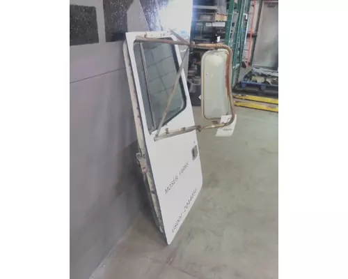 WHITE/VOLVO WCM DOOR ASSEMBLY, FRONT