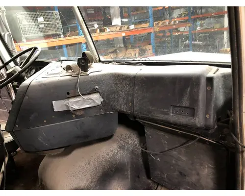 WHITE VOLVO WCM Dash Assembly