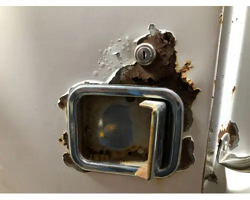 WHITE VOLVO WCM Door Assembly, Front