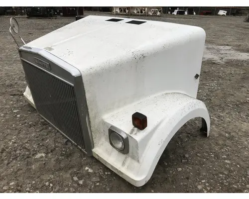 WHITE VOLVO WCM Hood