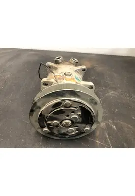 WHITE VOLVO WCS Air Conditioner Compressor