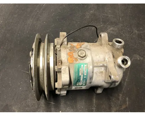 WHITE VOLVO WCS Air Conditioner Compressor