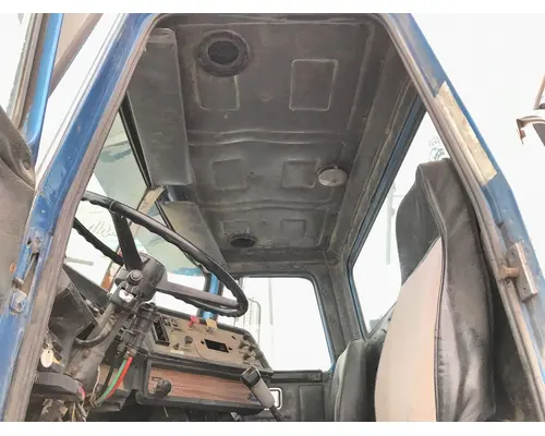 WHITE VOLVO WCS Body, Misc. Parts