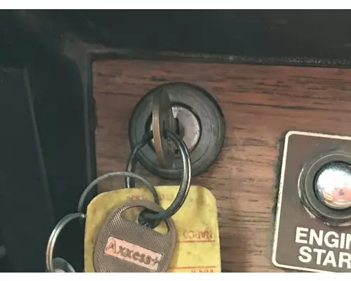 WHITE VOLVO WCS Dash Assembly