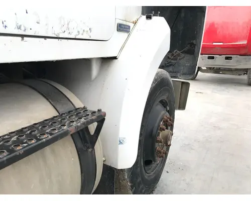 WHITE VOLVO WCS Fender