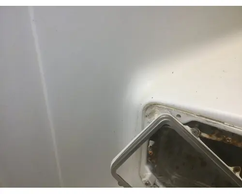 WHITE VOLVO WCS Hood