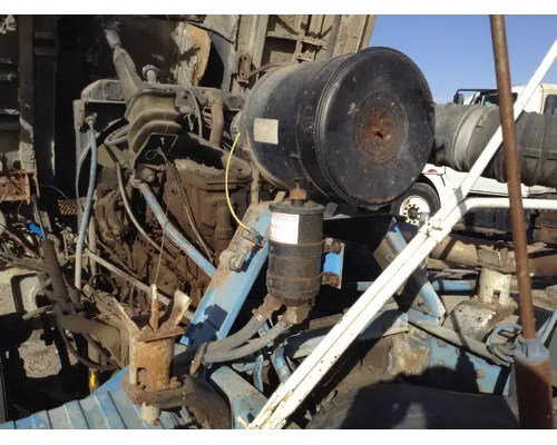 WHITE VOLVO WHM Air Cleaner