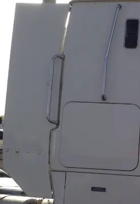 WHITE VOLVO WHM Sleeper Fairing