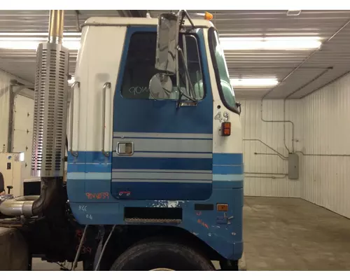 WHITE VOLVO WHS Cab Assembly