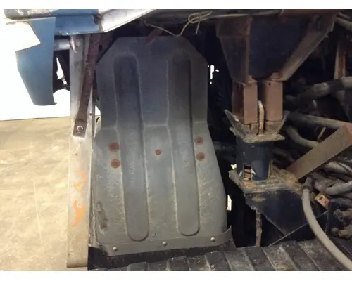 WHITE VOLVO WHS Fender