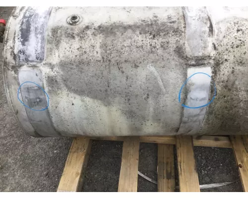 WHITE/VOLVO WIA FUEL TANK