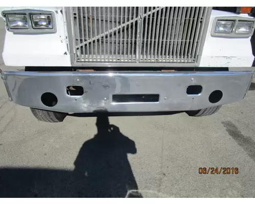 WHITE/VOLVO WIL BUMPER ASSEMBLY, FRONT