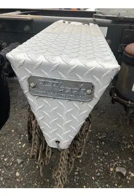 WHITEGMC WG TIRE CHAIN/HANGER