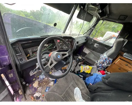 WHITEGMC WIL Complete Vehicle