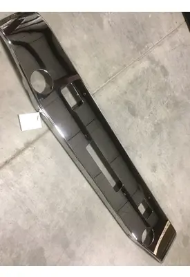 WHITEGMC  BUMPER-COMPLETE