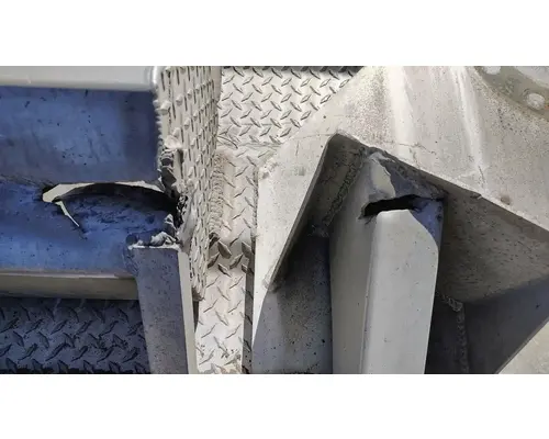 WHITE WIM Headache Rack