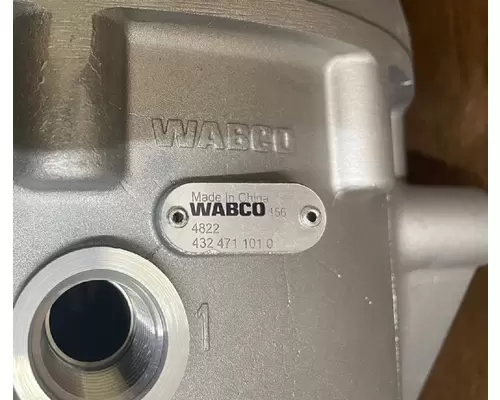 Wabco System Saver 1200 Plus Air Dryer