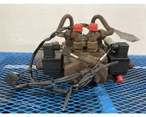Wacker WL-37 Equip Hydraulic Valve