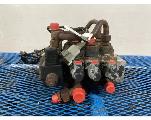 Wacker WL-37 Equip Hydraulic Valve