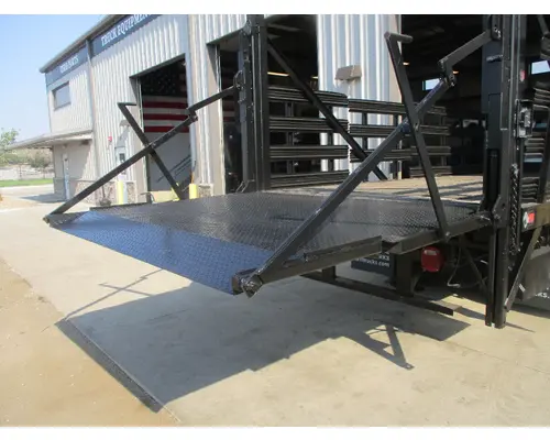 Equipment (Mounted) Waltco Railgate DTI Trucks