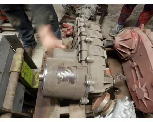 Transfer Case Assembly WARNER 1345 New York Truck Parts, Inc.