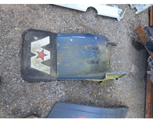 Fender WESTERN STAR TR  Truck Salvage International Inc