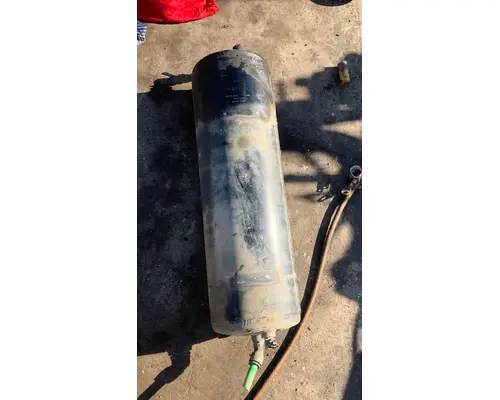 Air Tank WESTERN STAR TR 4700 Truck Salvage International Inc